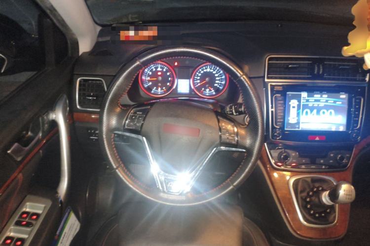 Used Haval H6 2015 Revised Version Sport Edition 1.5T Manual Transmission Two-Wheel Drive Elite Grade