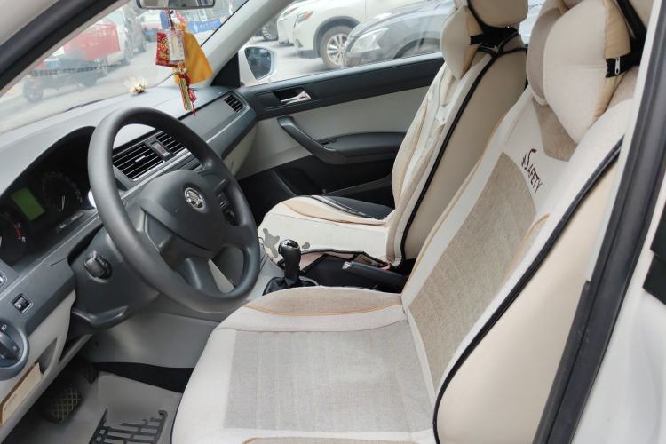 Used Skoda Rapid 2013 1.6L Automatic Smart Selection Model Left Front Seat