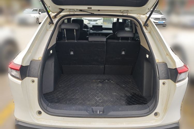 Used Honda Vezel 2023 1.5L CVT Tech Edition Trunk