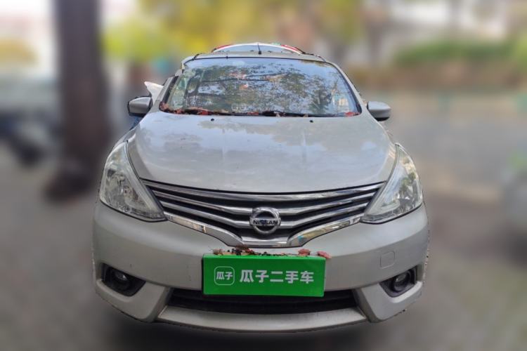 Used Nissan Livina 2013 1.6XE Manual Comfort Edition Front