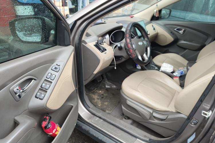 Used Hyundai ix35 2012 2.0L Automatic Two-Wheel Drive New Edition GL Driver Seat