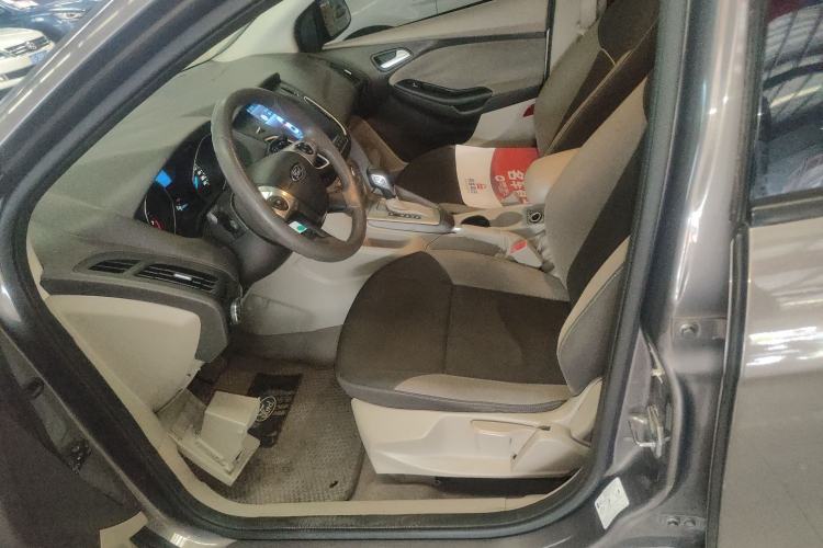 Used Ford Focus 2012 Sedan 1.6L Automatic Comfort Model