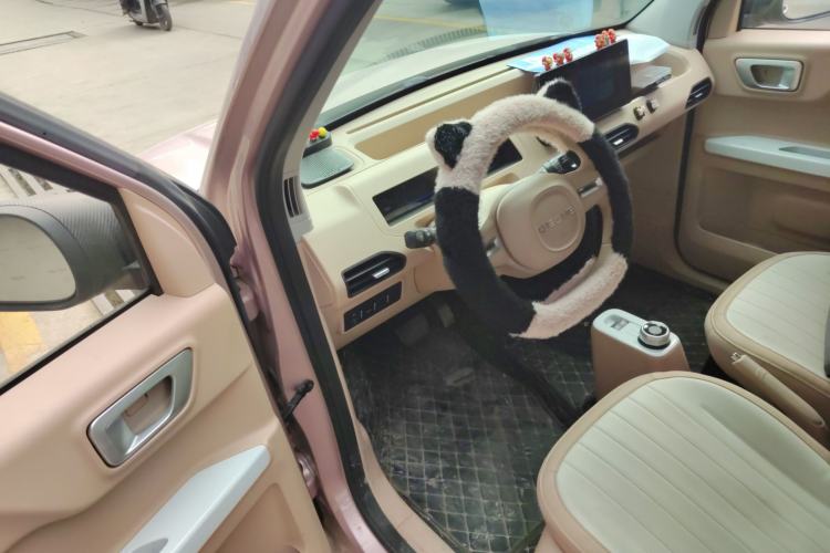 Used Geely Galaxy Panda 2023 Panda Mini 200km Endurance Bear
