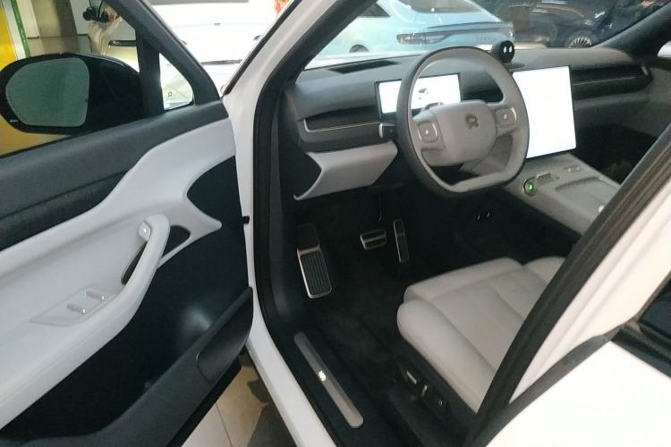 Used Nio ES8 2024 75 kWh