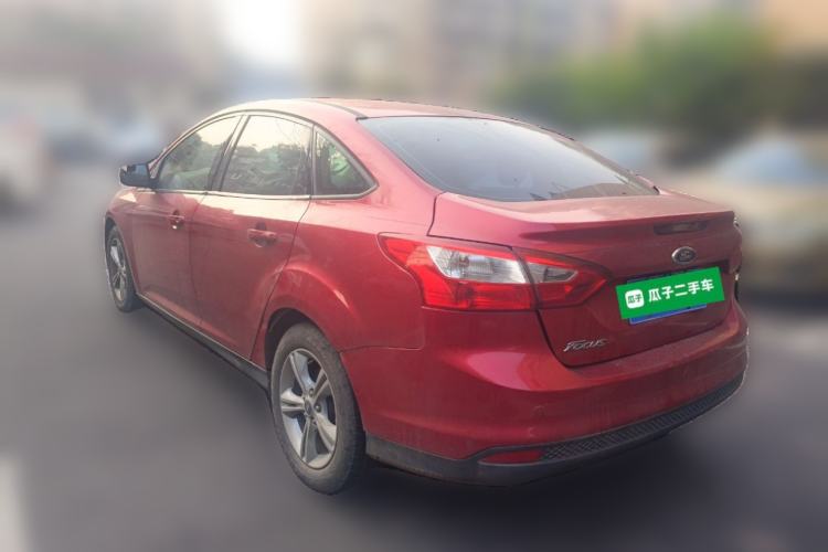 Used Ford Focus 2012 Sedan 1.6L Automatic Fashion Edition
