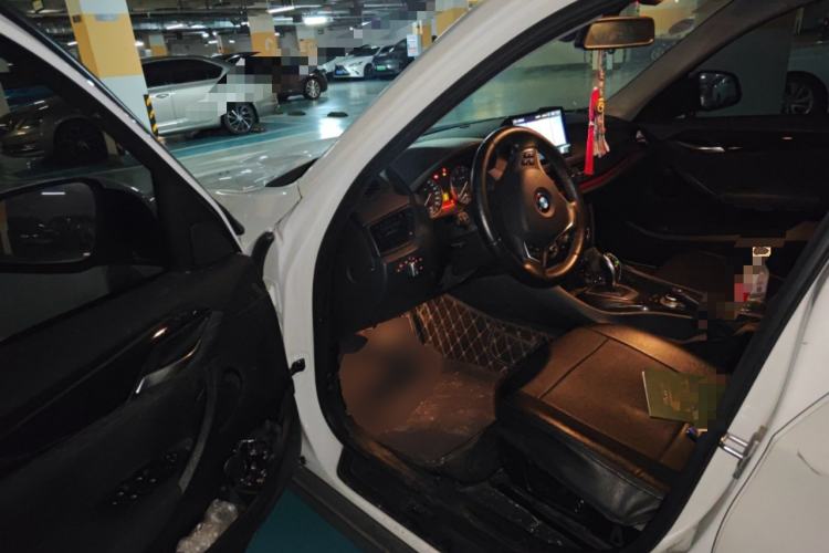 Used BMW X1 2015 sDrive18i Fashion Upgrade Edition Driver Seat