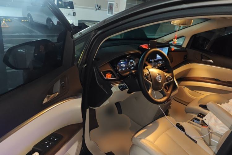 Used Buick GL8 2023 Land Executive Class Smart Enjoyment Model Driver Seat