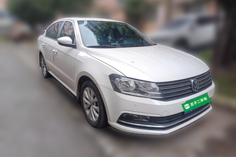 Used Volkswagen Lavida 2017 1.6L Automatic Comfort Edition
