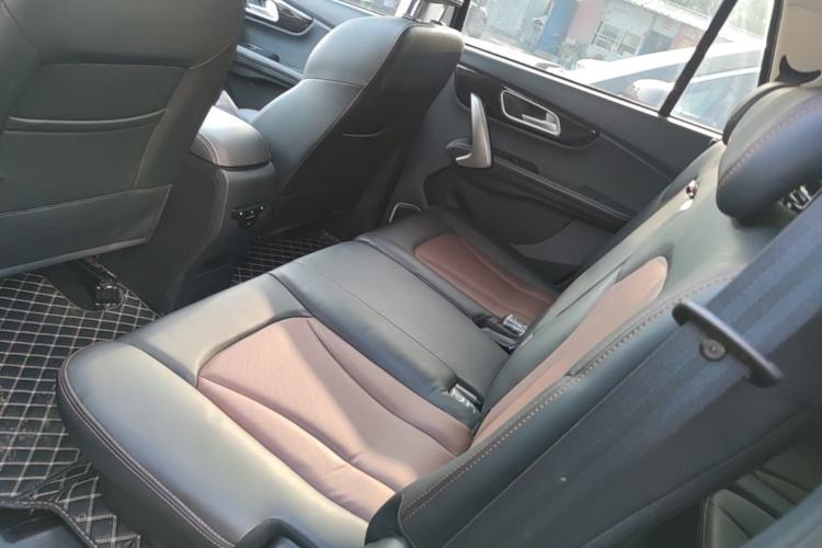 Used SWM X7 2020 2.0L Manual Comfort Version 7 Seats
