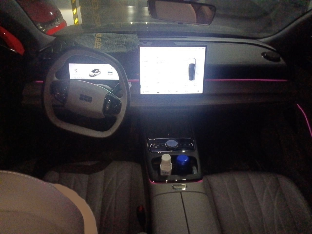 Geely Galaxy 8 2025 130km EM-i Deluxe Edition — снимка 18