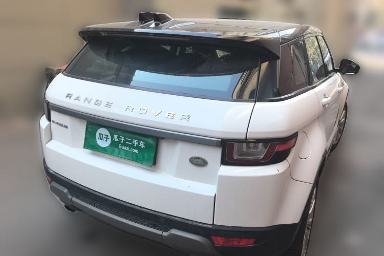 Used Land Rover Range Rover Evoque 2018 240 PS SE Smart Brilliance Edition
