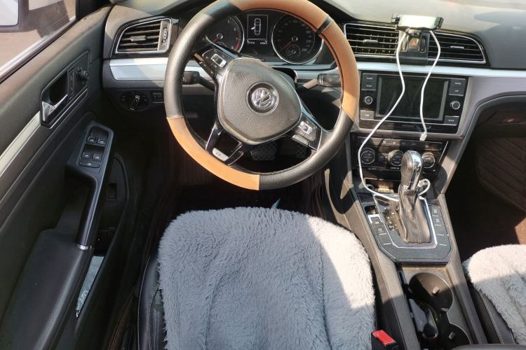 Used Volkswagen Lamando 2015 280TSI DSG Comfort Edition