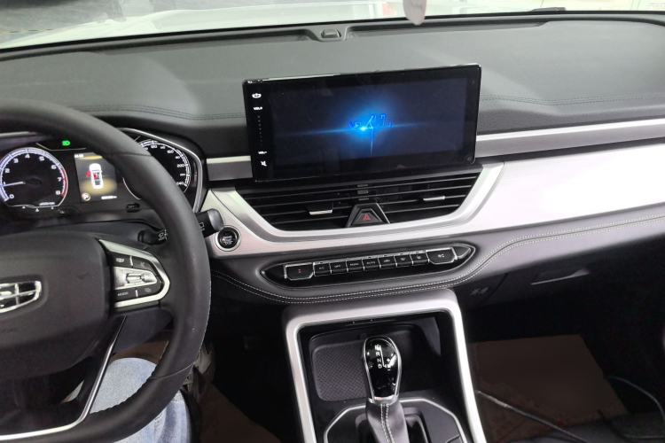 Used Geely Auto Vision X6 2020 1.4T CVT Luxury Edition
