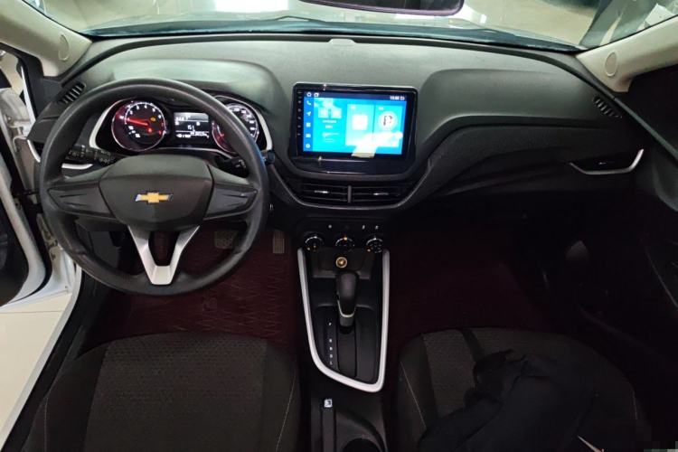 Used Chevrolet Cavalier 2020 325T Automatic Enjoyment Edition Center Console