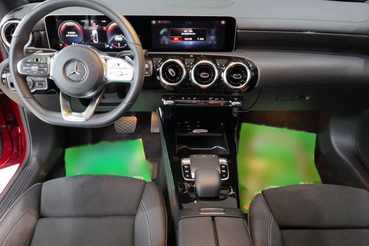 Used Mercedes-Benz A-Class 2019 A 200 L Sport Sedan Center Console