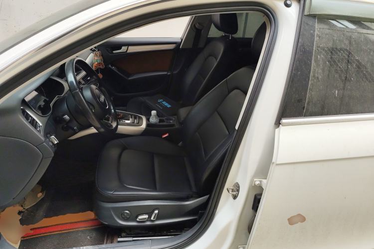 Used Audi A4L 2013 35 TFSI Automatic Standard Model Left Front Seat