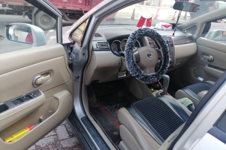 Used Nissan Tiida 2008 1.6L Automatic Smart Version Driver Seat