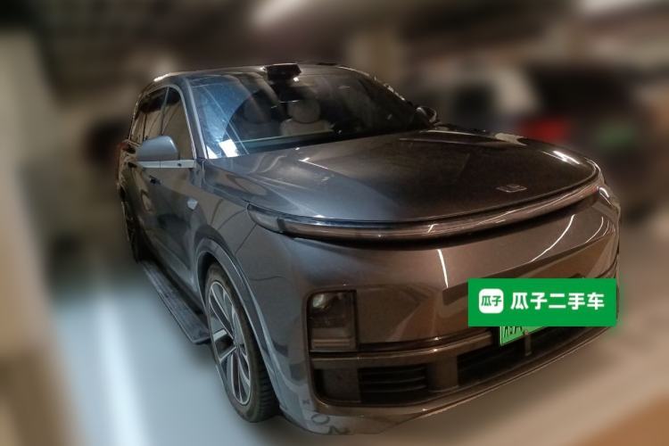 Used Li Auto L9 2022 Max model Front Right 45 Deg