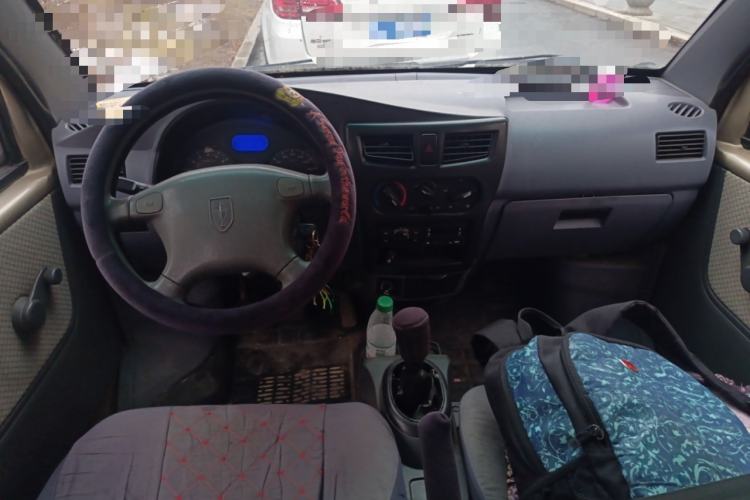 Used Jinbei Starfish A9 2011 1.0L Standard Edition Center Console