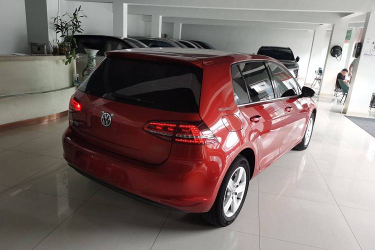 Used Volkswagen Golf 2017 1.6L Automatic Comfort Million-Vehicle Anniversary Edition