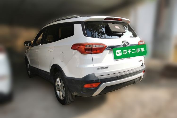 Used HYOSOW S3 2016 S3L 1.5L Manual Prestige Edition Rear Left 45 Deg