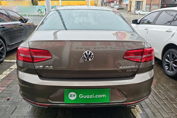 Used Volkswagen Magotan 2018 Facelift 330TSI DSG Luxury Model Rear