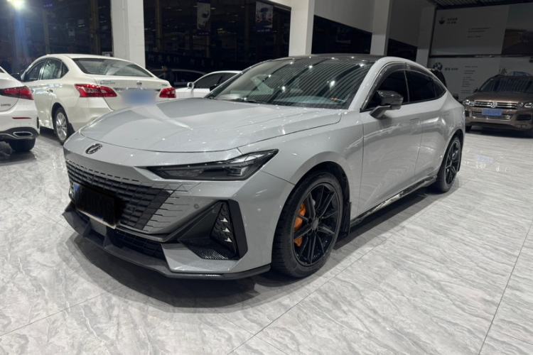 Used CHANGAN UNI-V 2022 1.5T Prestige Version