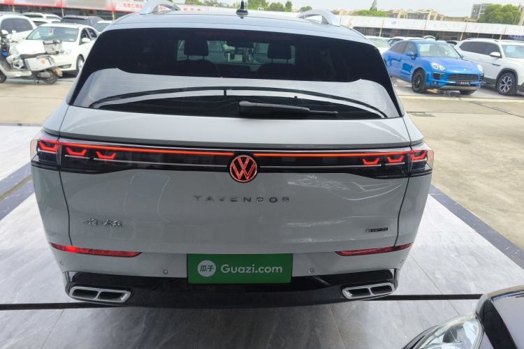 Used Volkswagen Tavendor 2023 380TSI Four-Wheel Drive R-Line Cruise Edition
