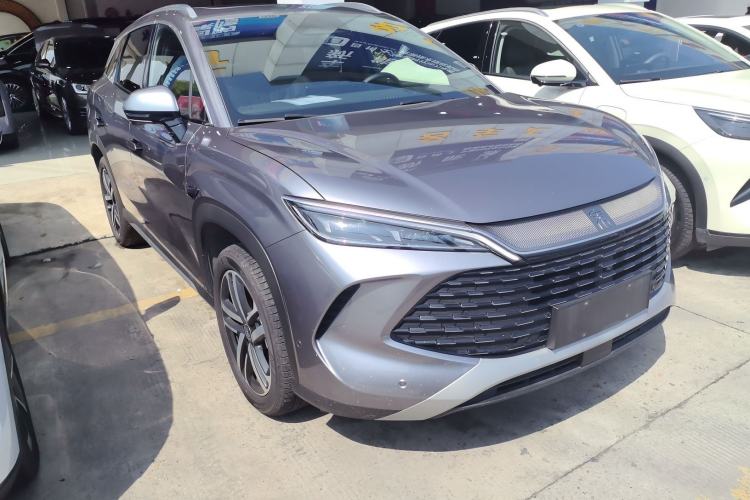 Used BYD Song L DM-i 2025 Intelligent Driving Version 112 km Beyond-Range Type Front Right 45 Deg