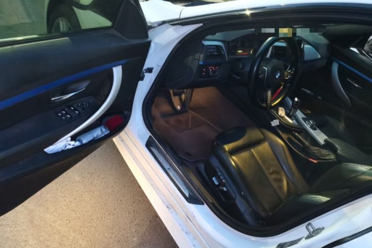 Used BMW 3 Series GT 2016 320i Design Package Edition Driver Seat