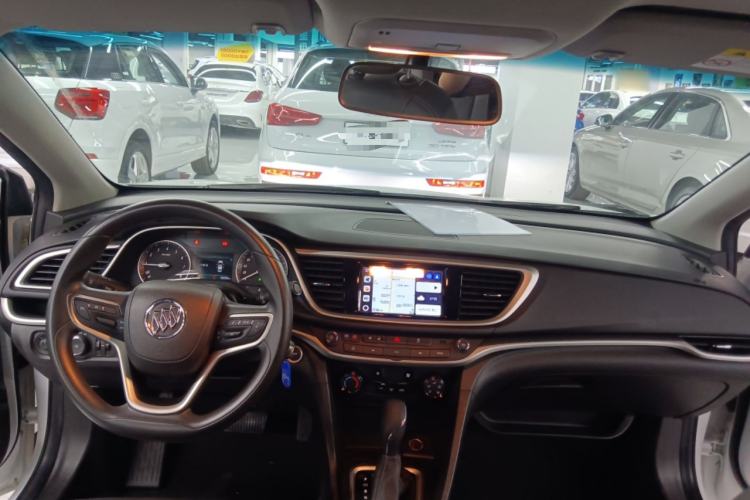 Used Buick GT 2021 Revised Version Flagship 1.5L Automatic Elite Edition Center Console