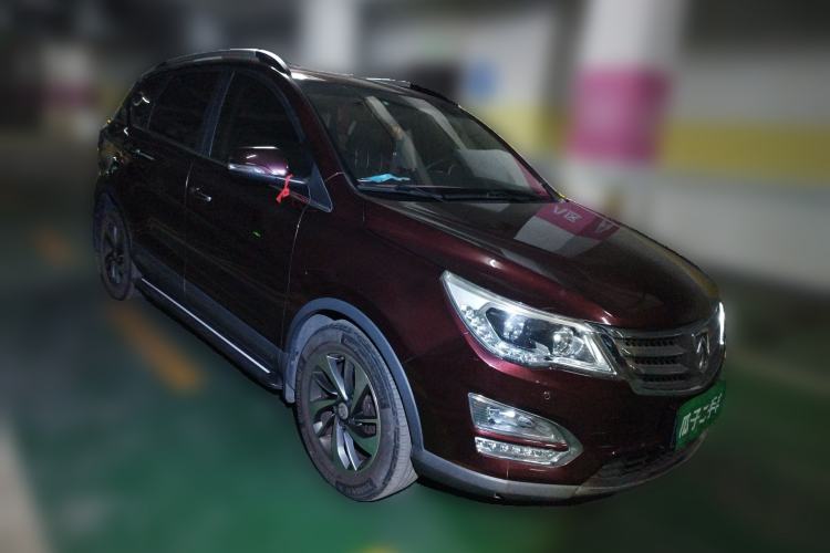 Used Baojun 560 2016 1.5T Manual Luxury Model Front Right 45 Deg