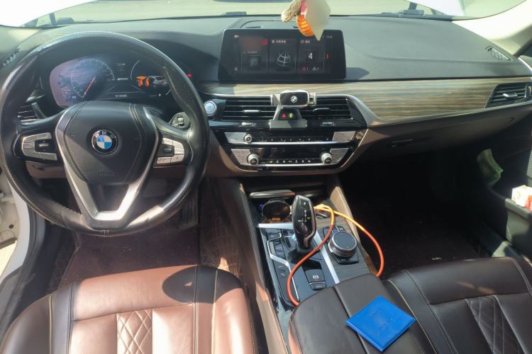Used BMW 5 Series New Energy 2019 530Le Luxury Package

