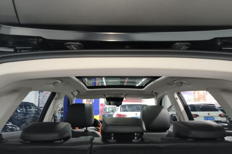 Used Hongqi HS5 2023 2.0T Qixiang Pro Edition
