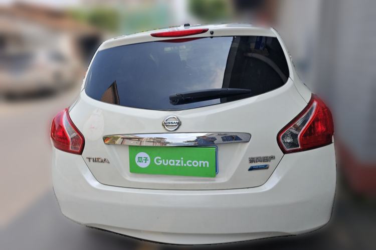 Used Nissan Tiida 2011 1.6L Manual Smart Version