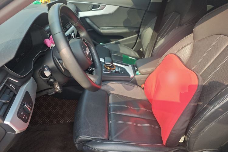 Used Audi A4L 2023 40 TFSI Luxury Dynamic Model