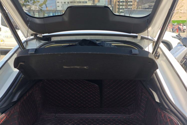 Used Changan UNI-V 2022 1.5T Prestige Version
