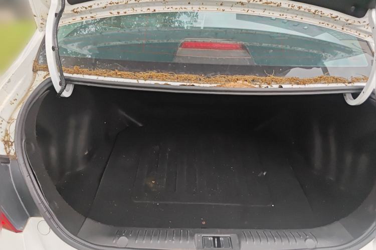 Used Geely Auto Vision 2018 1.5L Manual Happiness Edition Trunk