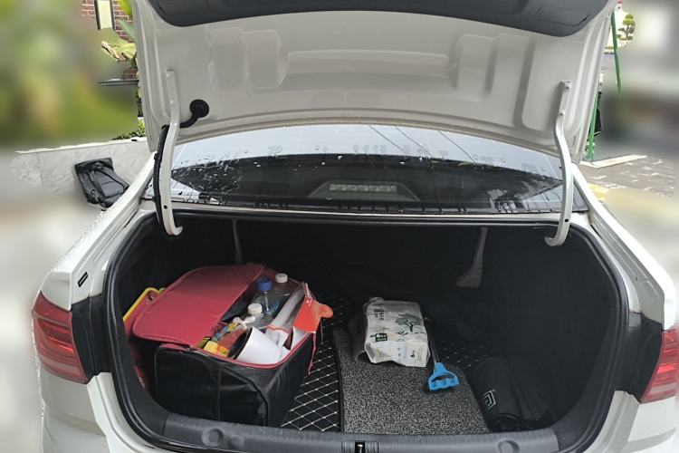 Used Volkswagen Lavida 2017 1.6L Automatic Fashion Edition
