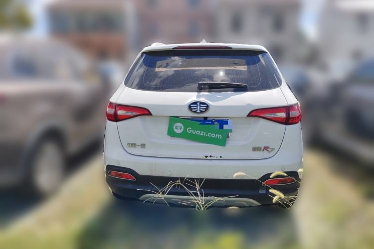 Used FAW Senya R7 2016 1.6L Manual Smart Version
