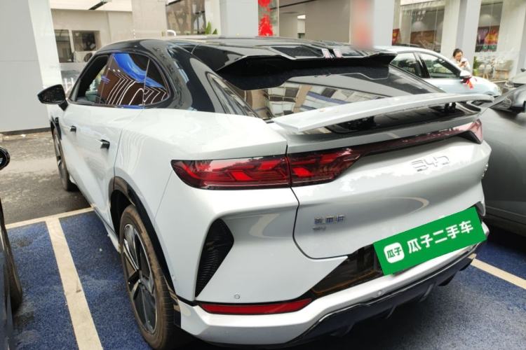 Used BYD Song L EV 2025 Intelligent Driving Version 662 km LiDAR Excellence Edition
