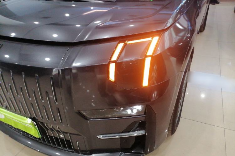 Used Zeekr 009 2022 WE Edition