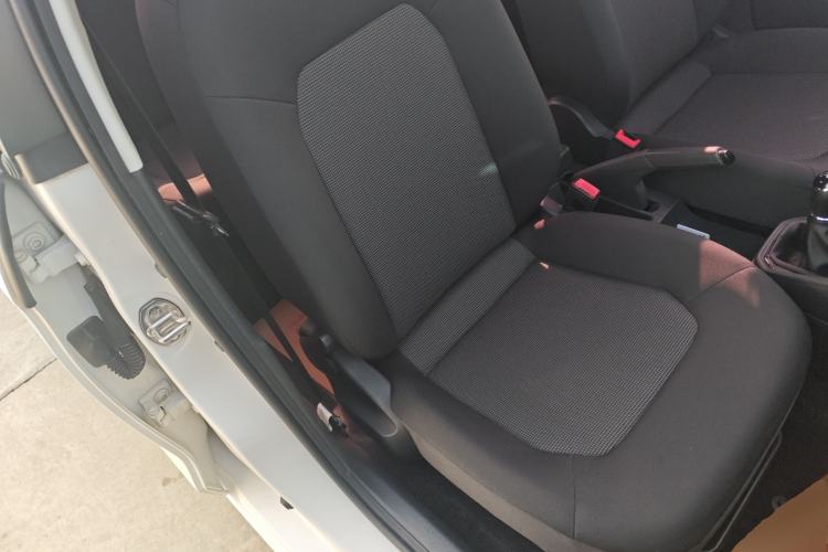 Used Volkswagen Jetta 2017 1.5L Manual Fashion Edition