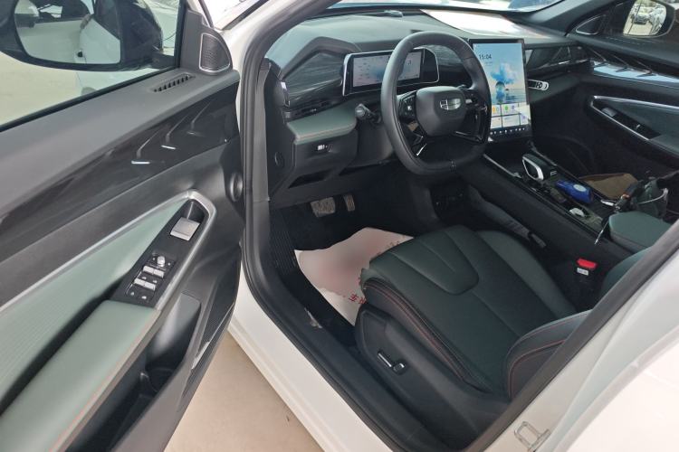 Used Geely Auto Emgrand X7 Sport 2024 1.5TD Smart Connect+ Driver Seat