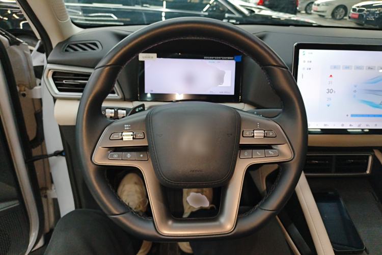 Used BYD Yuan UP 2025 Intelligent Driving Version 401 km Leading Edition
