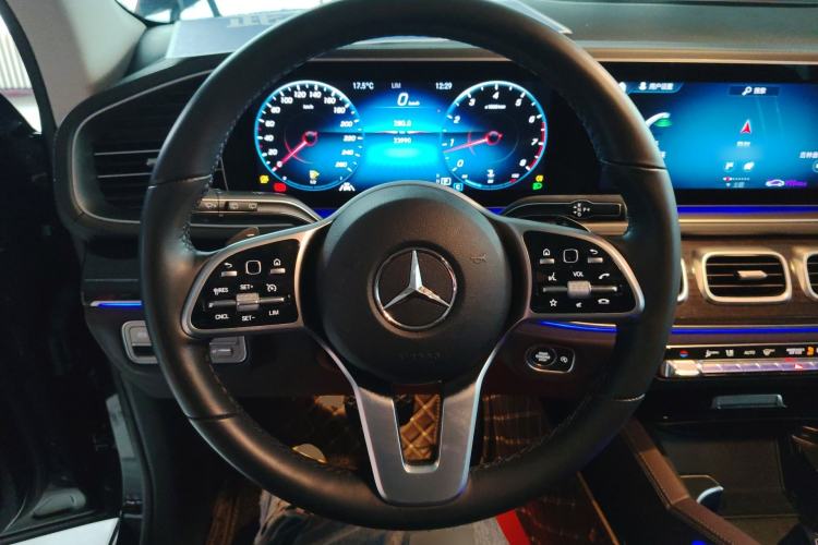 Used Mercedes-Benz GLE 2022 GLE 350 4MATIC Dynamic Edition Steering Wheel