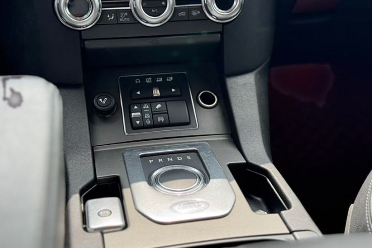 Used Land Rover Discovery 2014 3.0 SDV6 HSE Diesel Edition
