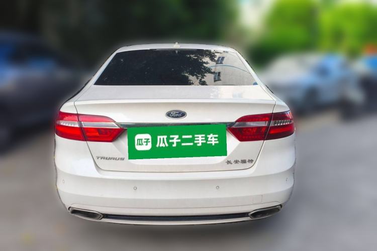 Used Ford Taurus 2017 EcoBoost 245 Luxury Model Rear