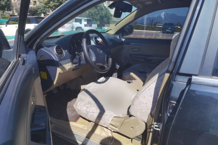 Used Haval H5 Classic 2010 European-style 2.5 TCI Four-Wheel-Drive Luxury Model
