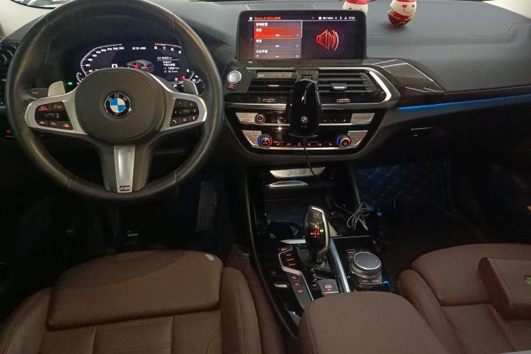 Used BMW X3 2021 Restyled xDrive30i Leading Edition M Sport Package Center Console